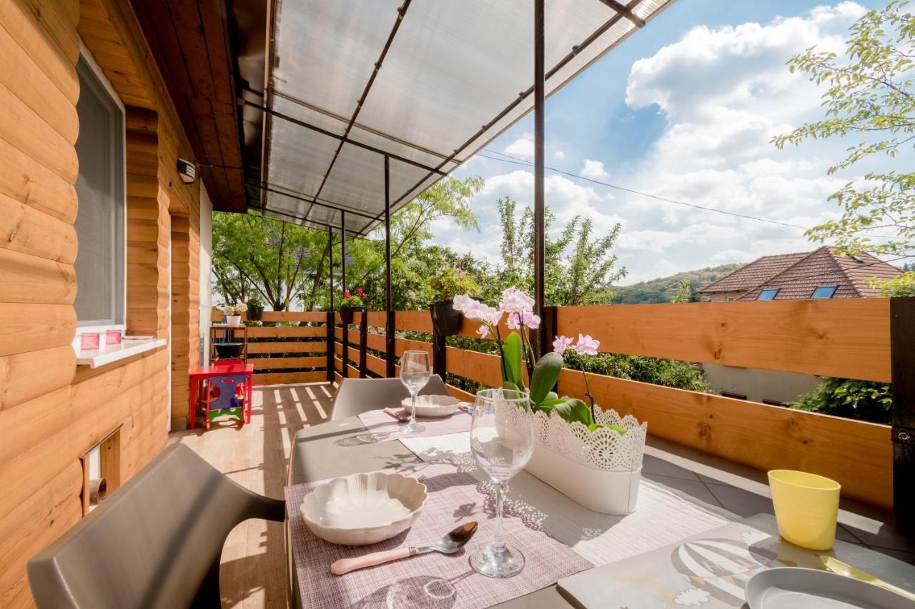 Lianne Apartman Miskolc Exteriör bild
